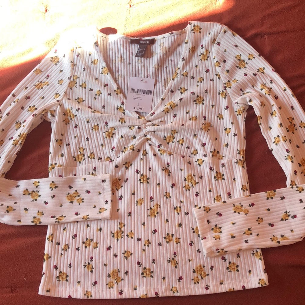 White v neck floral long sleeve